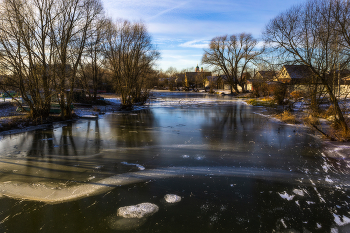 И речка подо льдом блестит... / Переславль Залесский, речка Трубеж