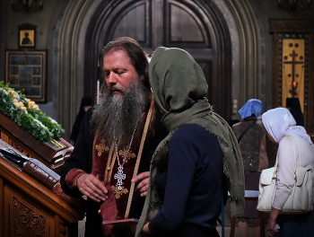 Монастырь. Повседневная жизнь. / Исповедь.