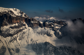 Заснеженные Доломиты / ***