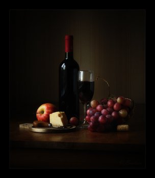 С бокалом вина / ***