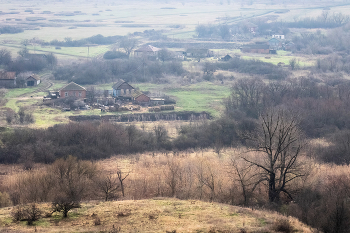 Хутор под холмами / ***