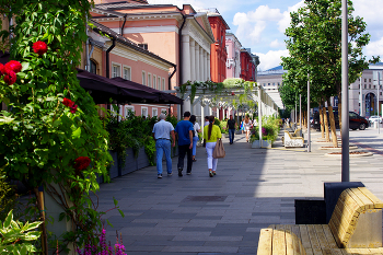Новая площадь / Новая площадь в Москве. Июль 2024.