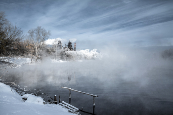 &nbsp; / морозное утро на реке