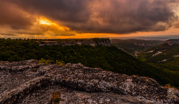 закат на Мангуп-Кале / Крым