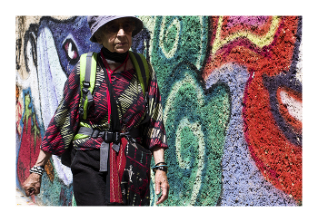 Вписалась / ***