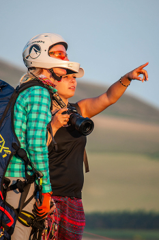 Вон там! / Полёты на Юце.