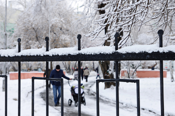 Оттепель / ***