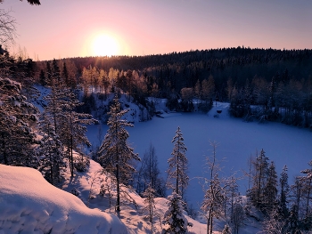Рускеала. Закат / Зимний закат в Рускеальском парке