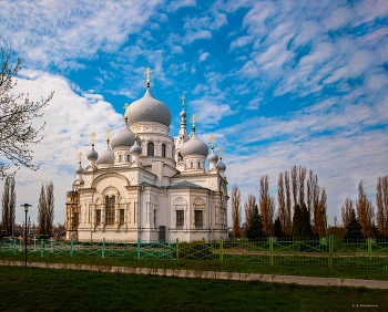 Церковь Рождества Христова в Анне . / ***