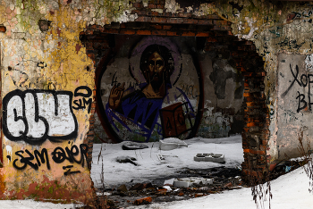 Бог везде. / ***