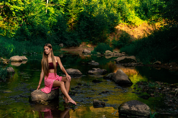 Алиса на камнях / модель Алиса Гуреева