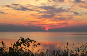 тёплый вечер августа / море и небо
