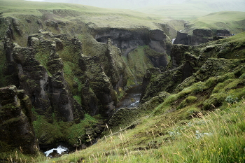 Вода камень точит / ***