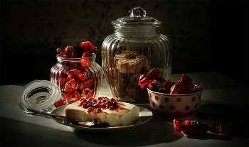 Сладкое в красном / ***