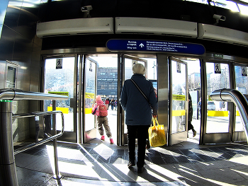 sj27 / Санкт-Петербург, ст. м. «Горный институт», март 2026 г.