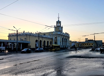 Железнодорожный вокзал "Ярославль-Главный" / ***