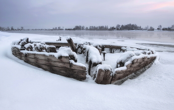 Старая лодка / ***