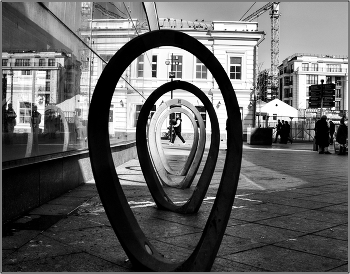 ....Портал .... / уличный сюжет