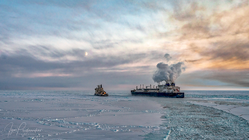 Обычная работа / Проводка в Карском море газовоза Борис Вилькицкий атомным ледоколом Вайгач