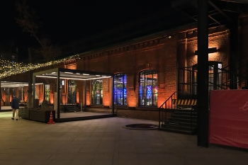 На фудкорте Депо / Москва, ул.Лесная, фудкорт Депо