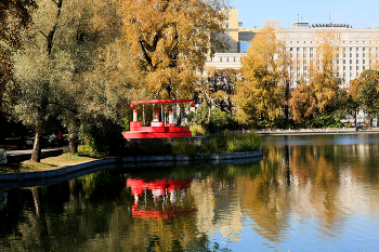 Парк Культуры / Парк культуры и отдыха имени М. Горького в Москве. Сентябрь 2024.