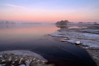 Рассвет на Оке. / ***