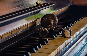 Оконченная пьеса. / ***