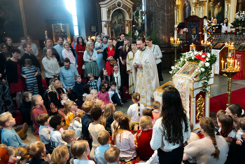 Пасхальный рвзговор с детками / Успенский Кафедральный собор в Хельсинки.