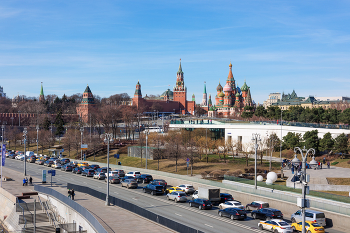 Москва / Город