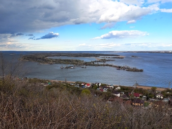 Саратов / ***
