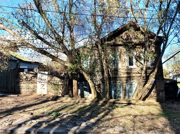 Саратов / ***