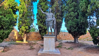 &nbsp; / Tarragona - Muralles (Emperador August) - Tarragonès