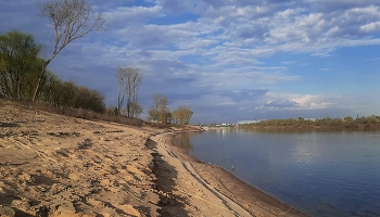 Весенний сюжет с берега Оки. / Подмосковье, май 2026.