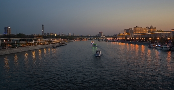 Эскадра / Москва-река