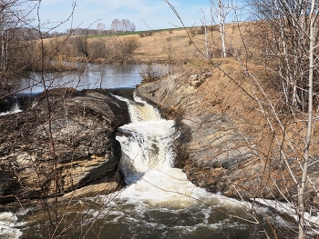 Вешние воды / весна водопад