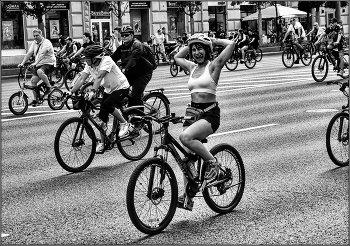 .... "Вело фестиваль . Садовое кольцо . Москва 2026"..... / фото с места события
