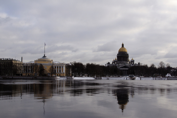 19_2 / Санкт-Петербург, вид на Адмиралтейскую наб., январь 2006 г.