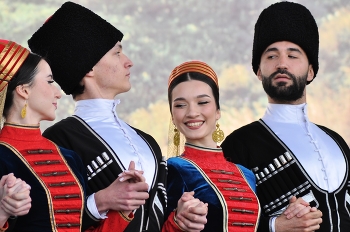 Взгляд. / ***