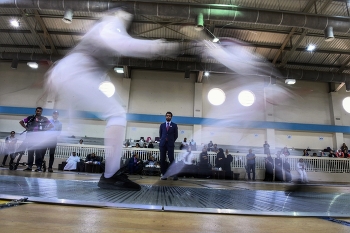 &nbsp; / Girls' Fencing