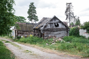 Поселковая окраина... / ***