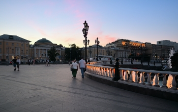 На Манеже / Москва, Манеж