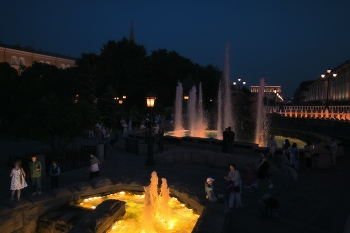 Фонтаны / Москва, Александровский Сад, Манеж