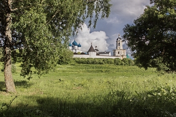 Июньский сюжет / Высоцкий монастырь, Серпухов 2026.