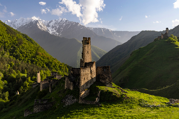 Стражи гор / ***