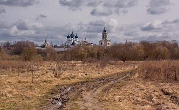 По весне / Высоцкий монастырь. Серпухов весна 2026.