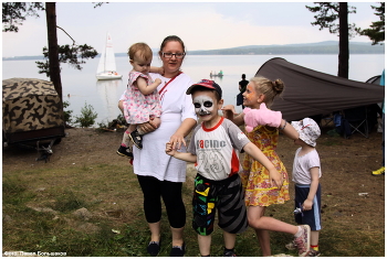 Поэт Маргарита с семьёй / Поэт Маргарита. Касли. Фестиваль бардовской песни