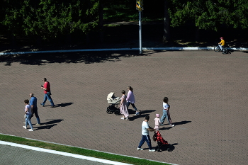 &nbsp; / В городском парке...