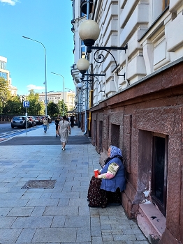 Сретенский бульвар / ***