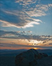 Sunset over Columbia river / закат над рекой Колумбия