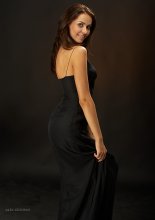 Small Black Dress / www.alexleoshko.com